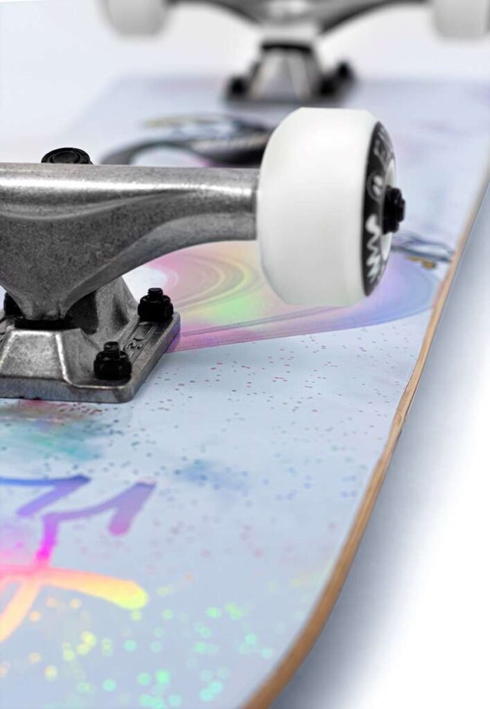 Enuff Skully Hologram Skateboard – White